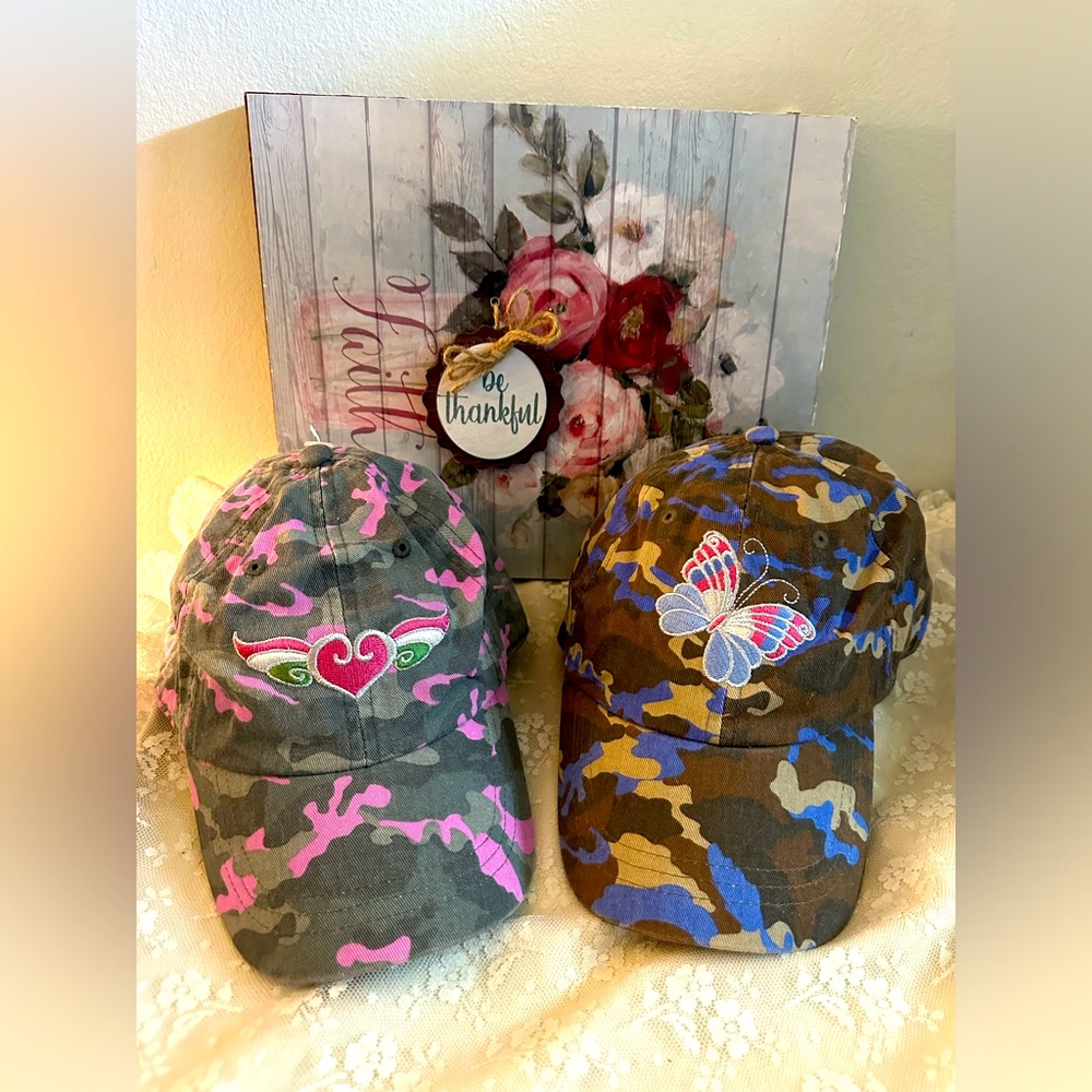Children’s Place Bundle 2 Caps size 8 - 14 one with tags the other pre owned
